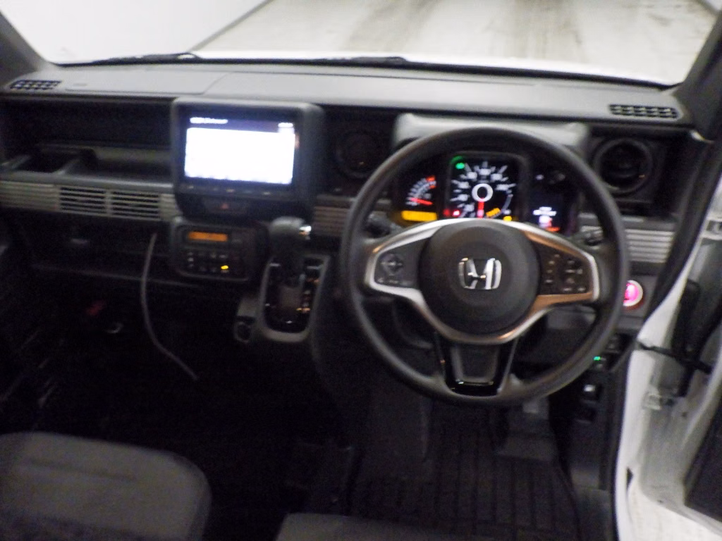 HONDA N-VAN