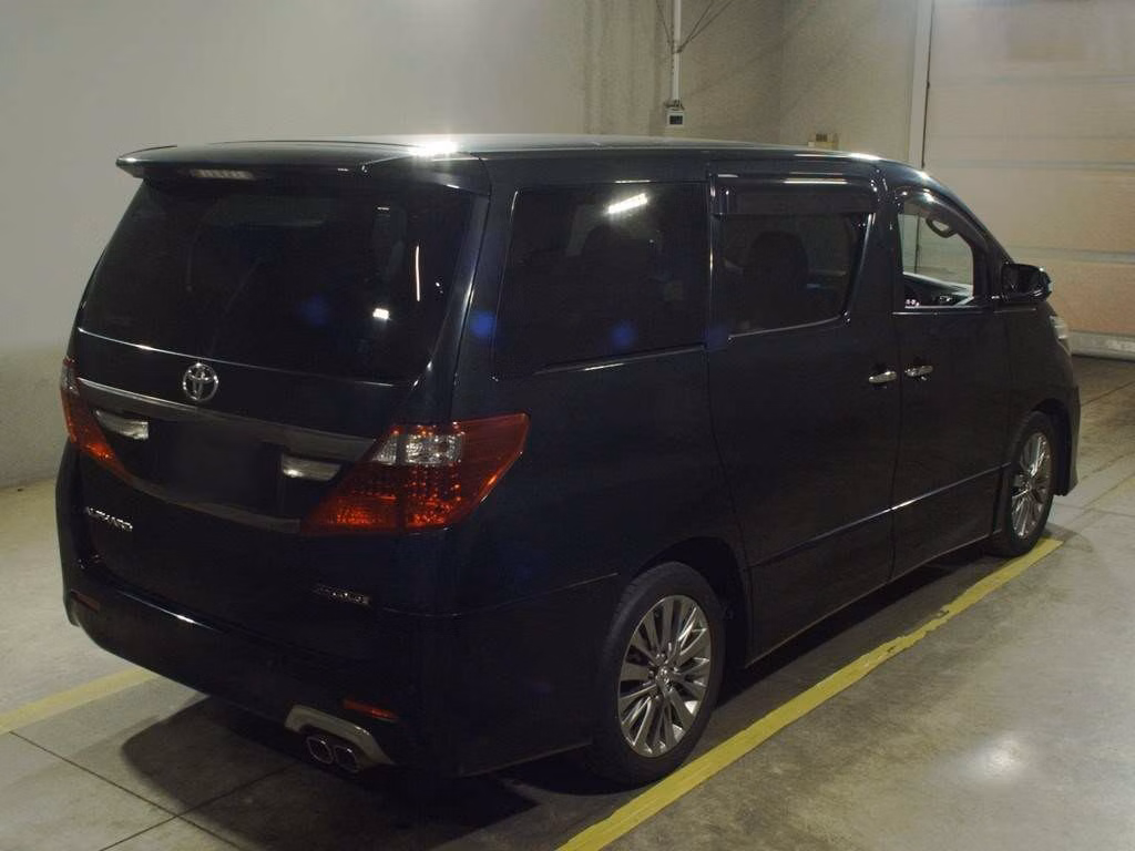 TOYOTA ALPHARD