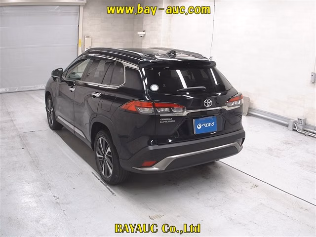 TOYOTA COROLLA CROSS