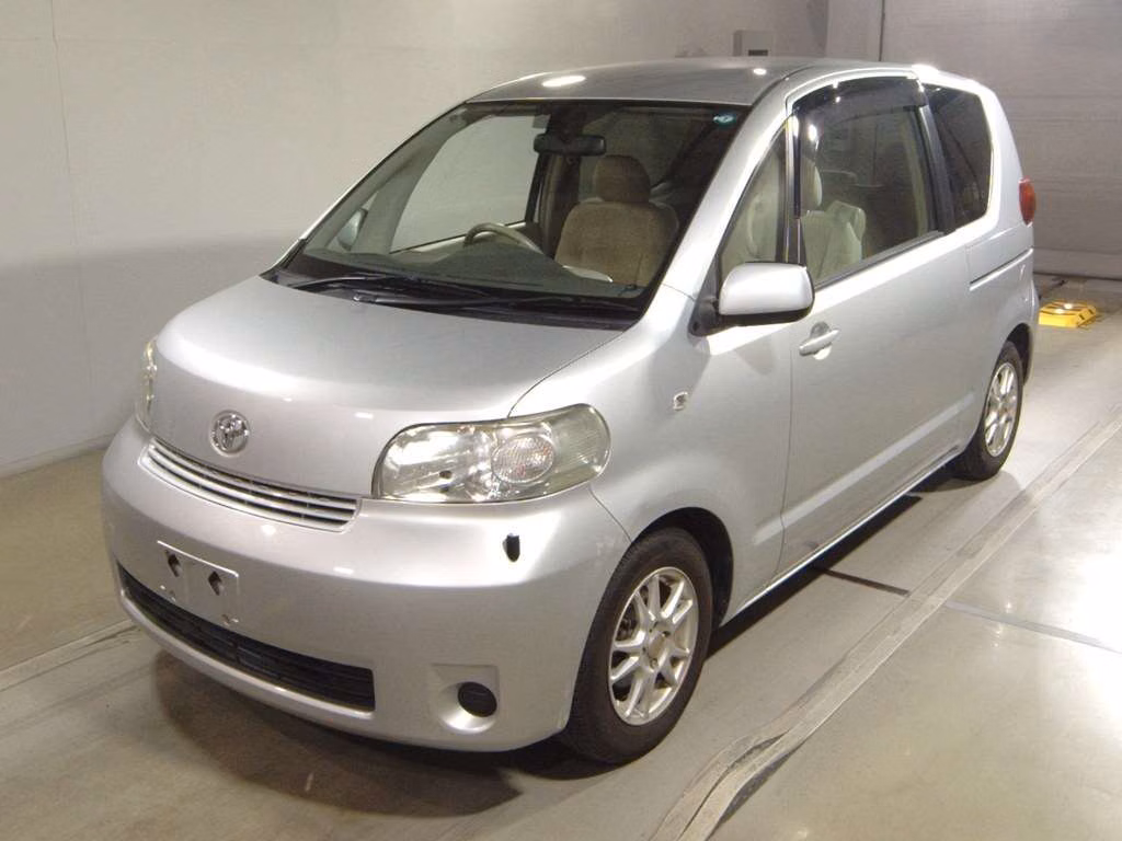 TOYOTA PORTE