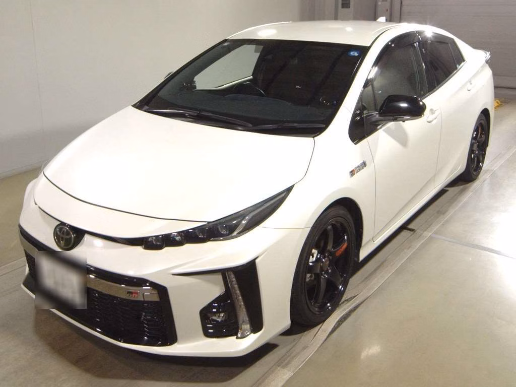 TOYOTA PRIUS PHV