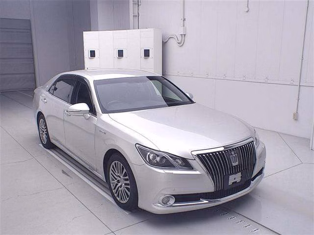 Toyota Crown Majesta