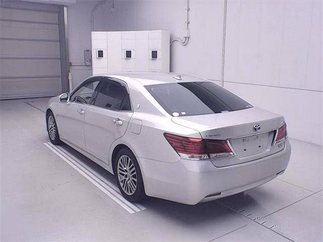 Toyota Crown Majesta