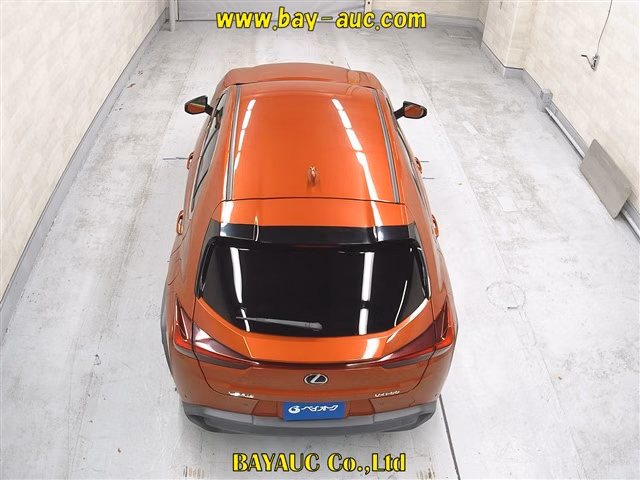 LEXUS UX200