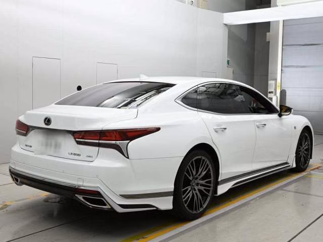 LEXUS LS500