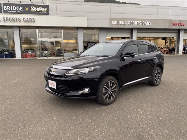 TOYOTA HARRIER