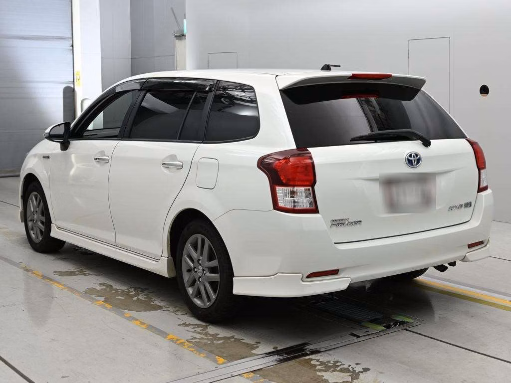 TOYOTA COROLLA FIELDER