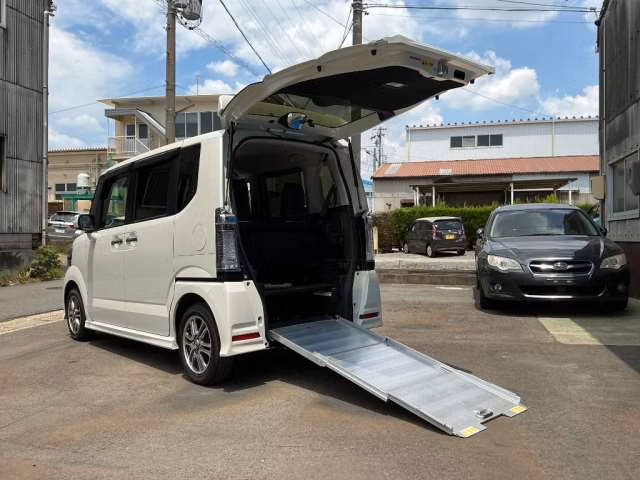 Honda N-BOX+