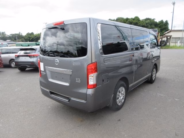 NISSAN NV350 CARAVAN