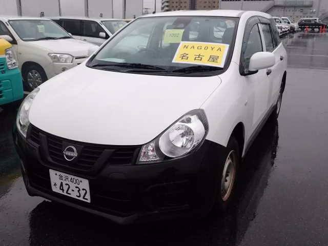 Nissan AD