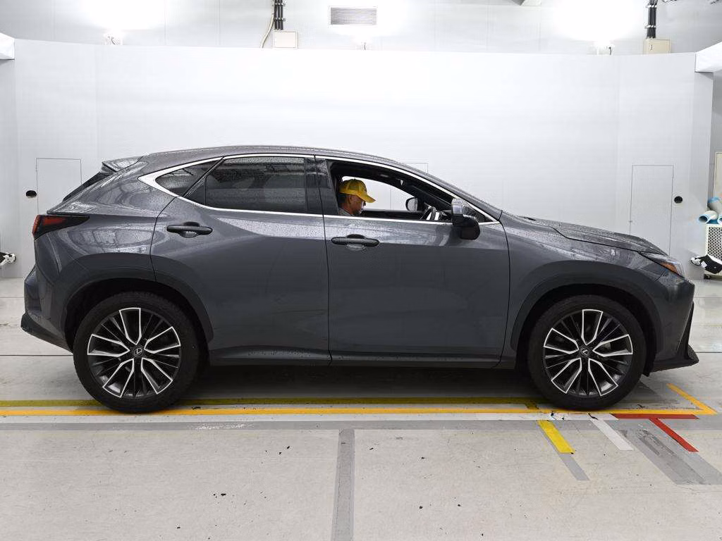 Lexus NX250
