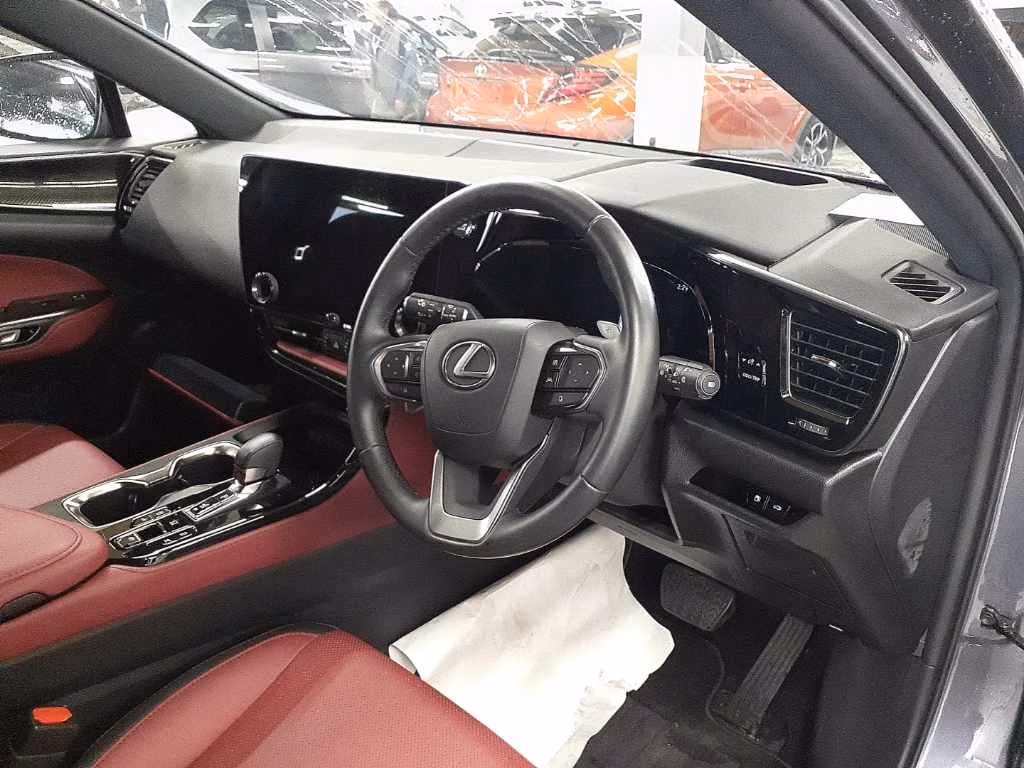 Lexus NX250