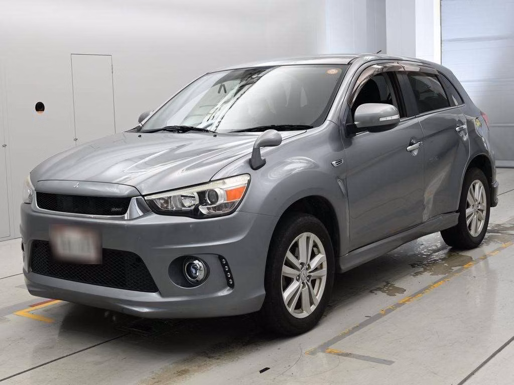MITSUBISHI RVR