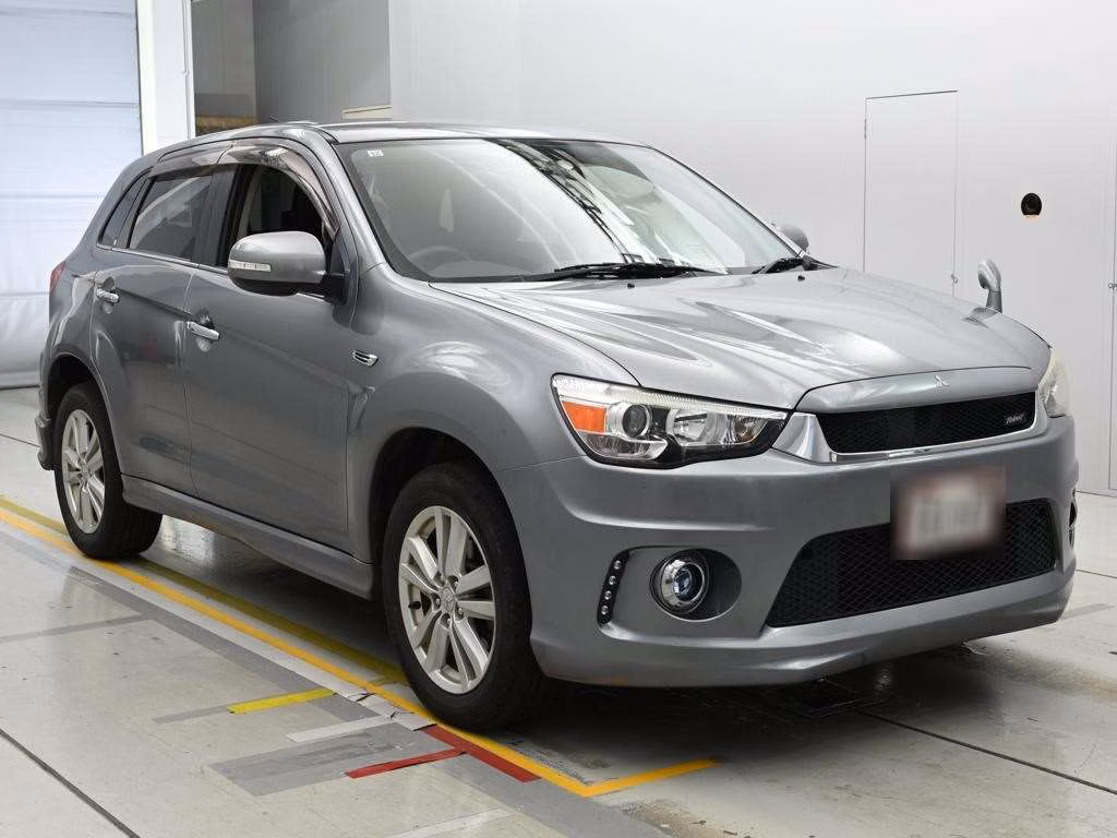 MITSUBISHI RVR
