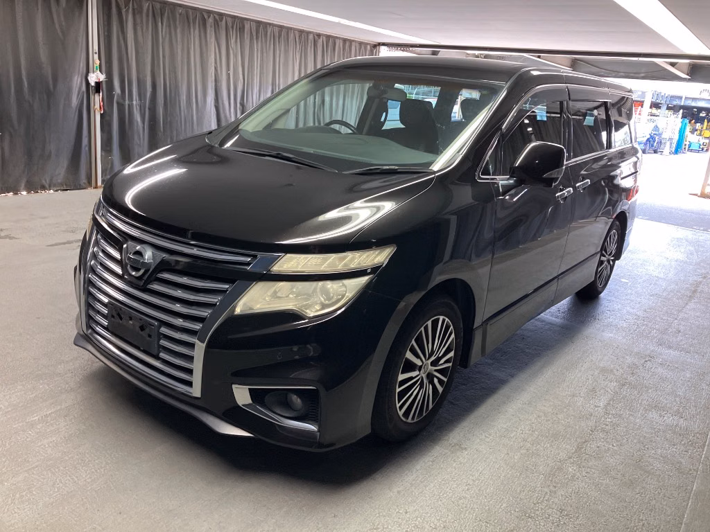 NISSAN ELGRAND