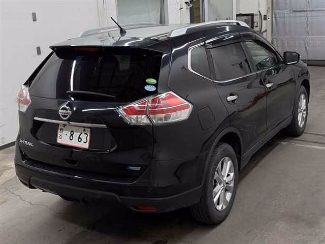 NISSAN X-TRAIL