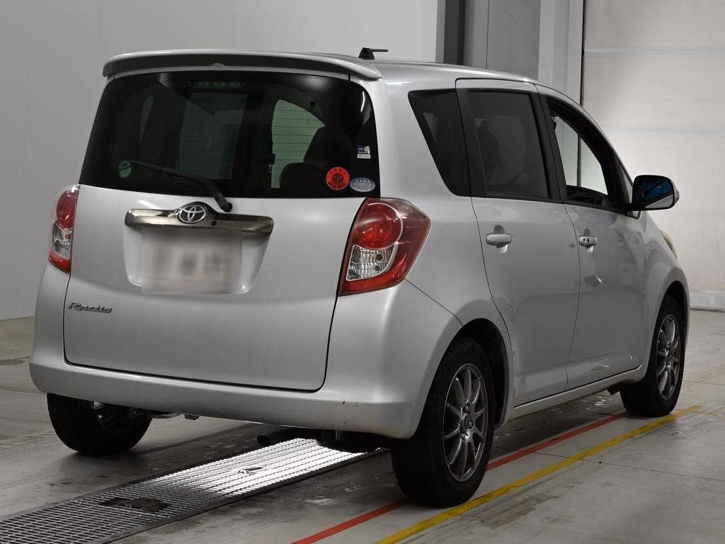 TOYOTA RACTIS