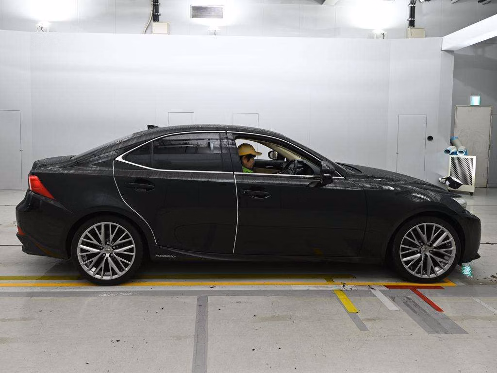Lexus IS300h