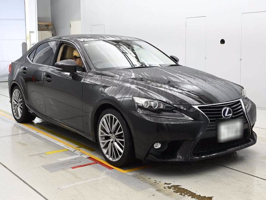 Lexus IS300h