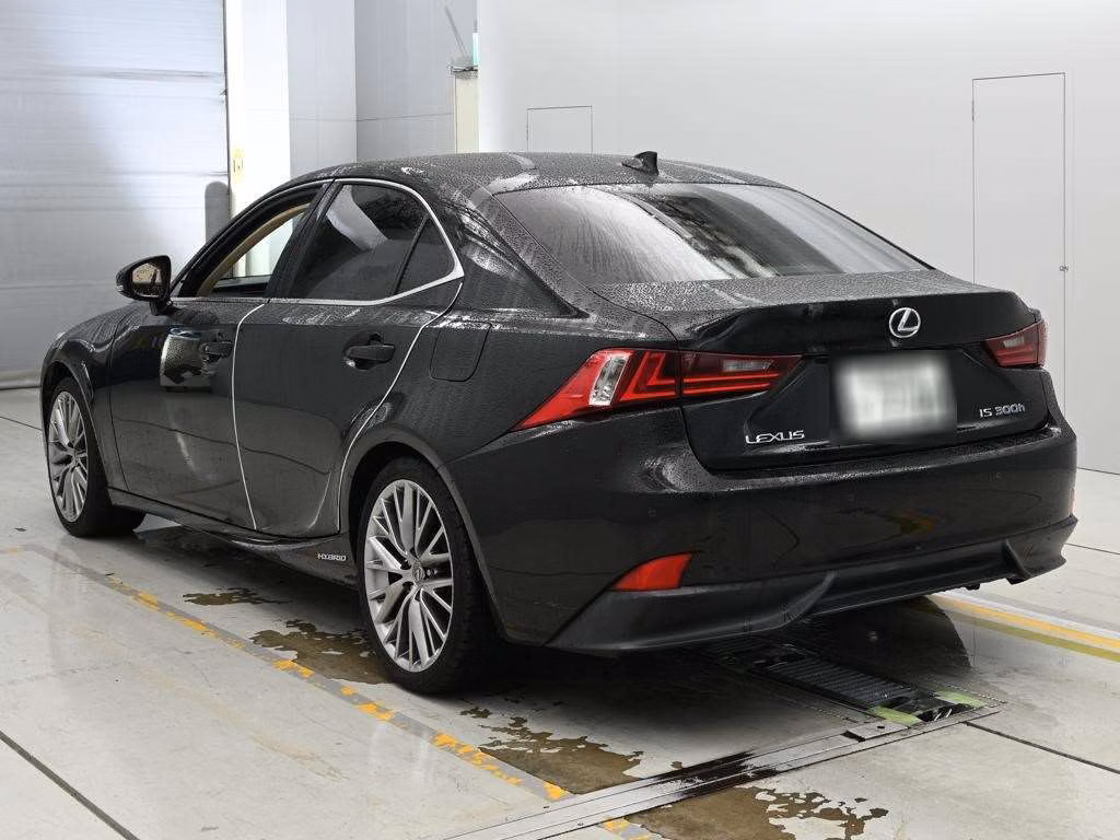 Lexus IS300h