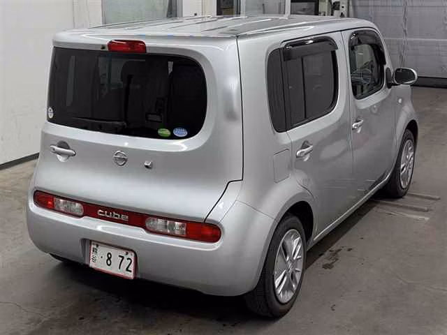NISSAN CUBE