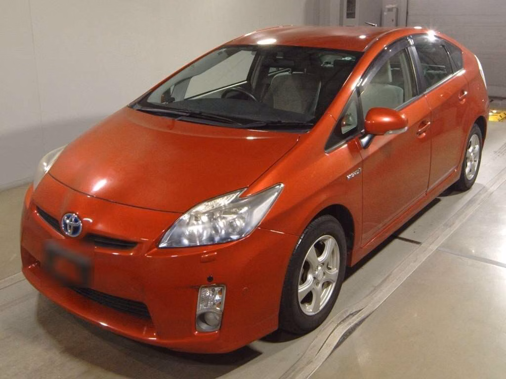 TOYOTA PRIUS