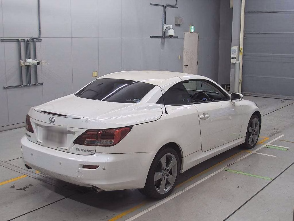 LEXUS IS250