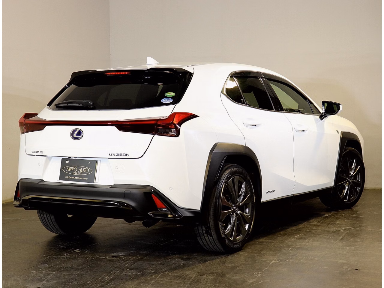 Lexus UX250h