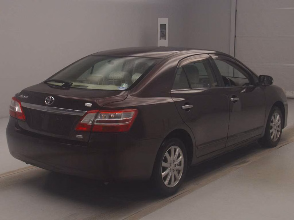 TOYOTA PREMIO