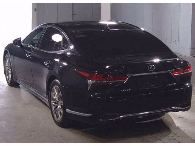Lexus LS500h