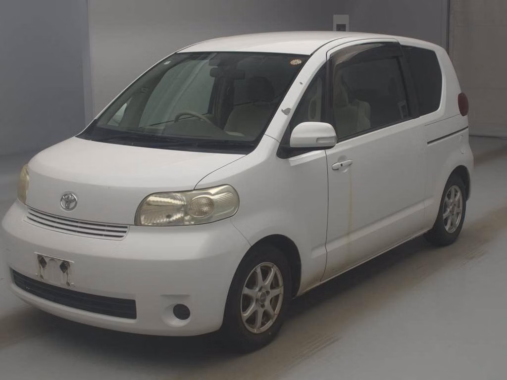 TOYOTA PORTE