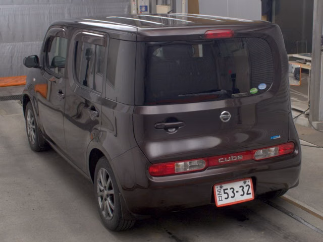NISSAN CUBE