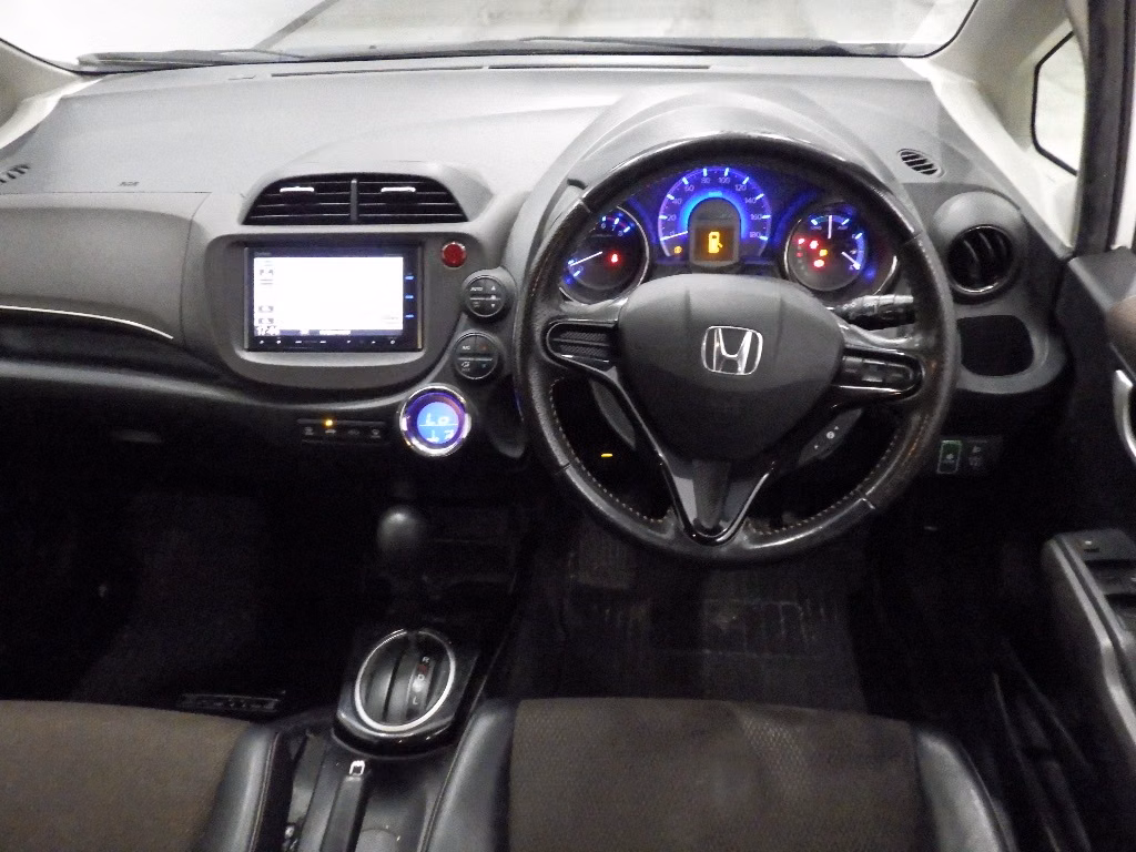 HONDA FIT SHUTTLE