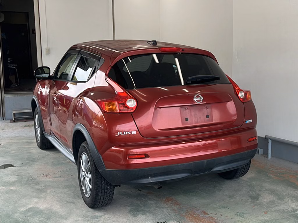 NISSAN JUKE