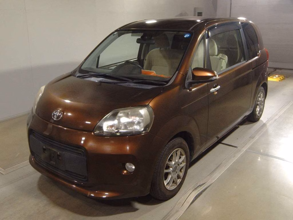 TOYOTA PORTE