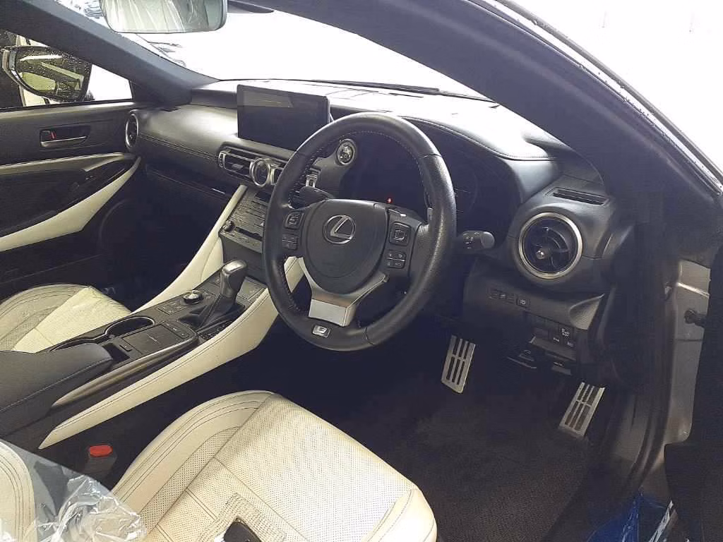 Lexus RC300h