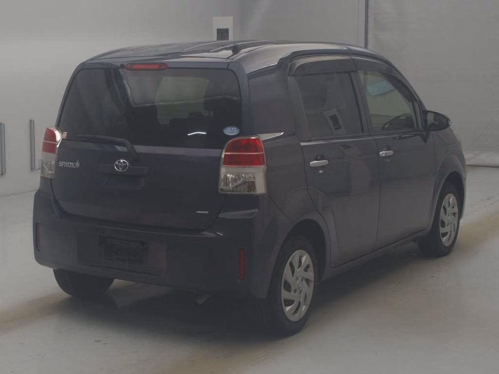 TOYOTA SPADE