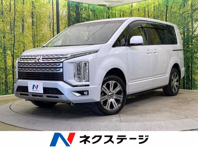 Mitsubishi Delica D:5