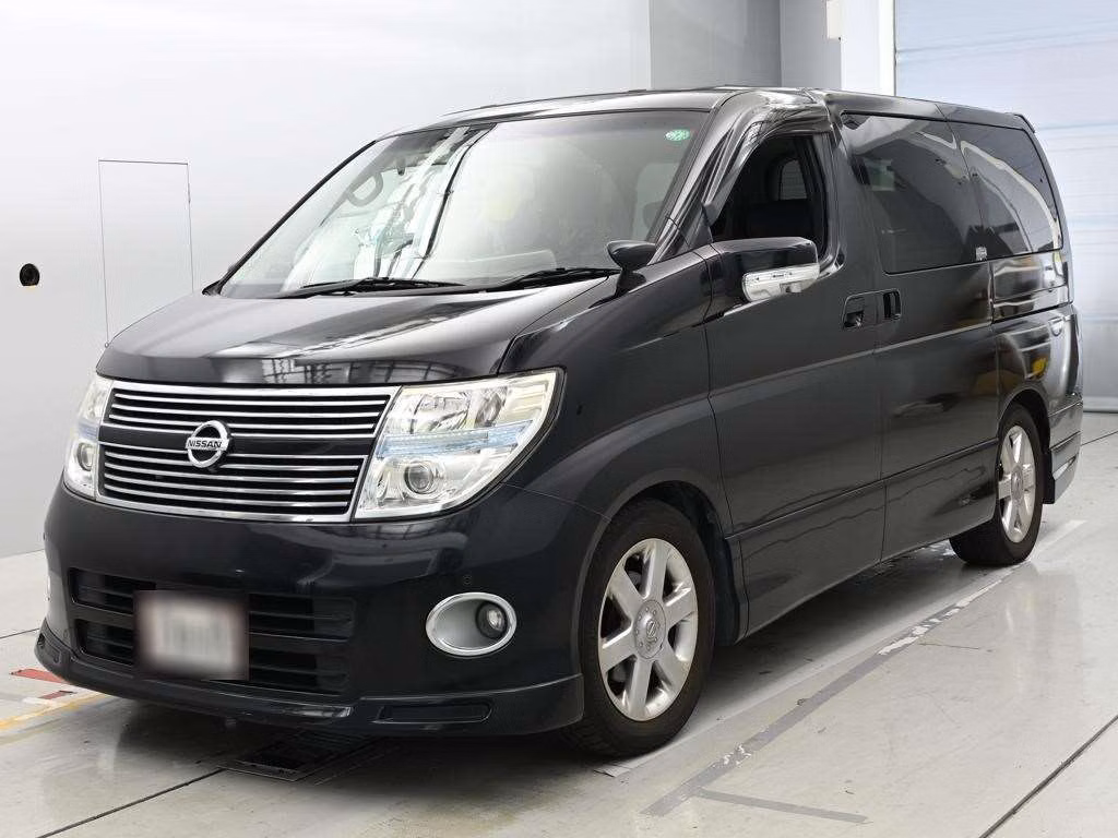 NISSAN ELGRAND