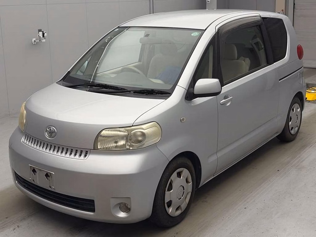 TOYOTA PORTE
