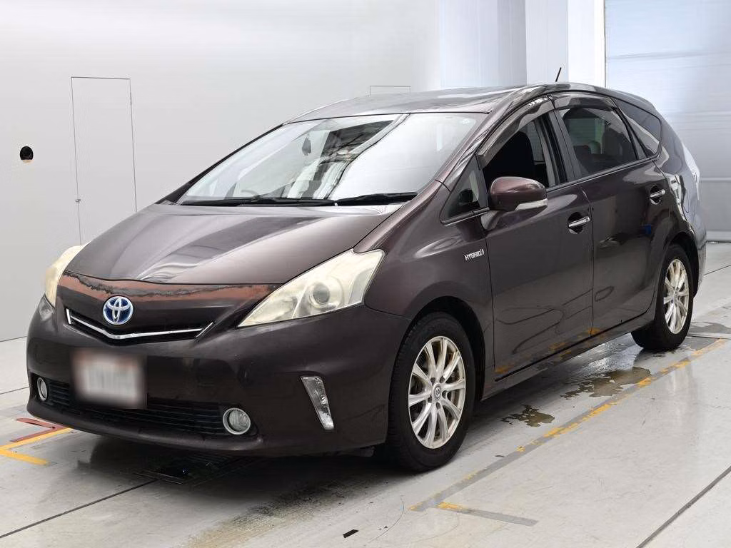 TOYOTA PRIUS ALPHA