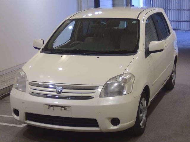 TOYOTA RAUM