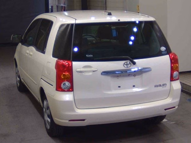 TOYOTA RAUM