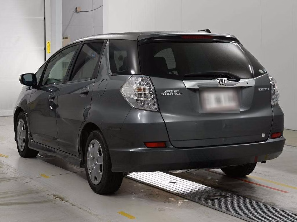 HONDA FIT SHUTTLE