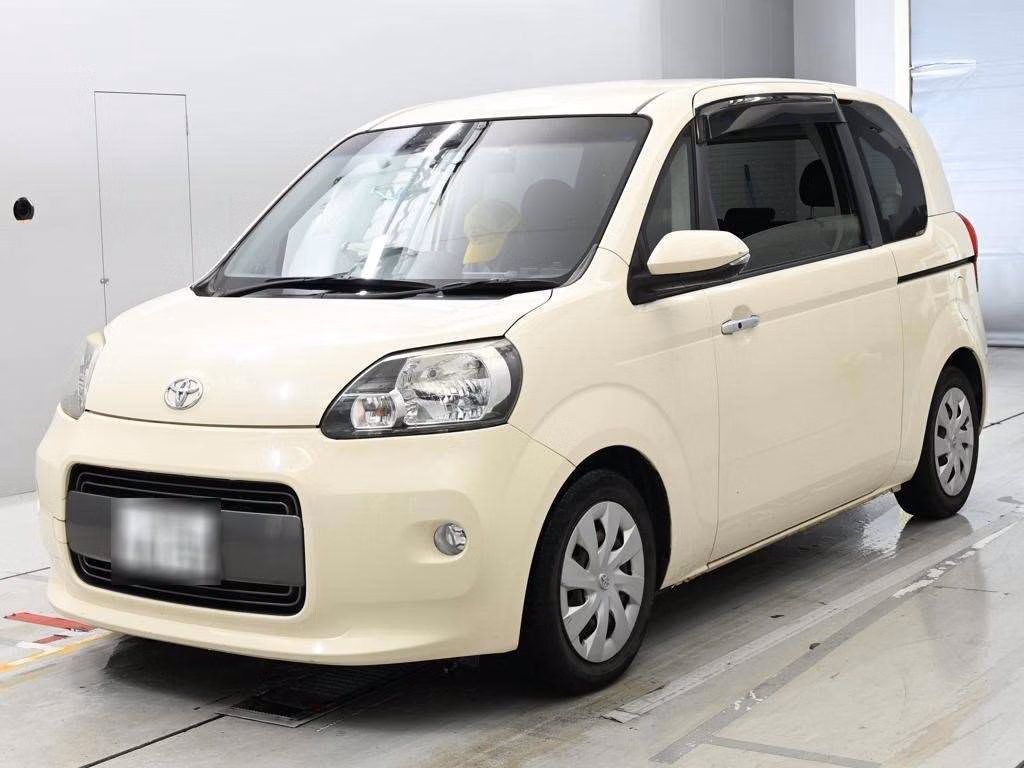 TOYOTA PORTE