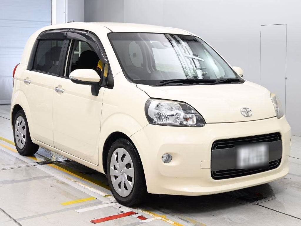 TOYOTA PORTE