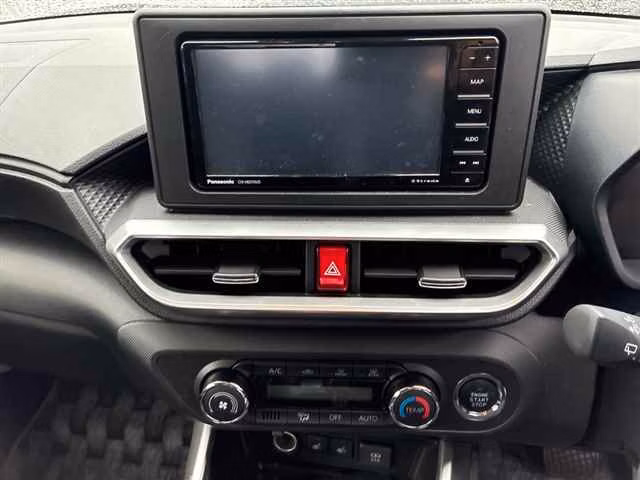 DAIHATSU ROCKY