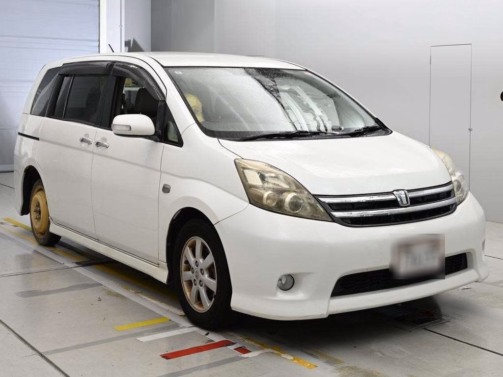 TOYOTA ISIS