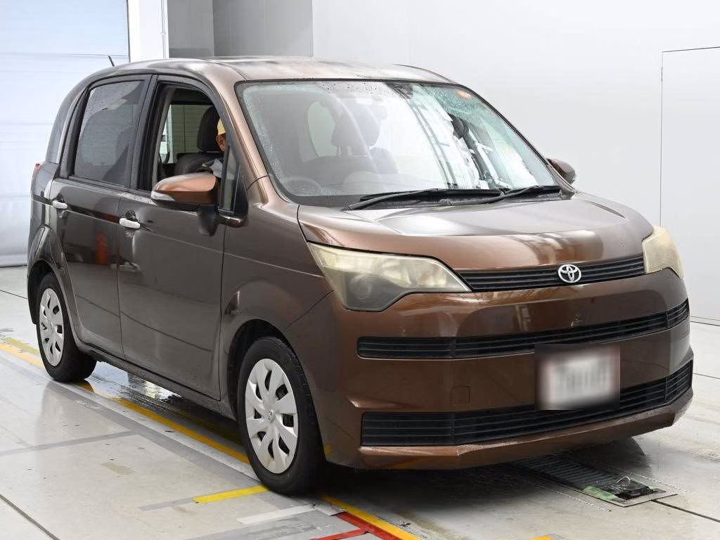 TOYOTA SPADE
