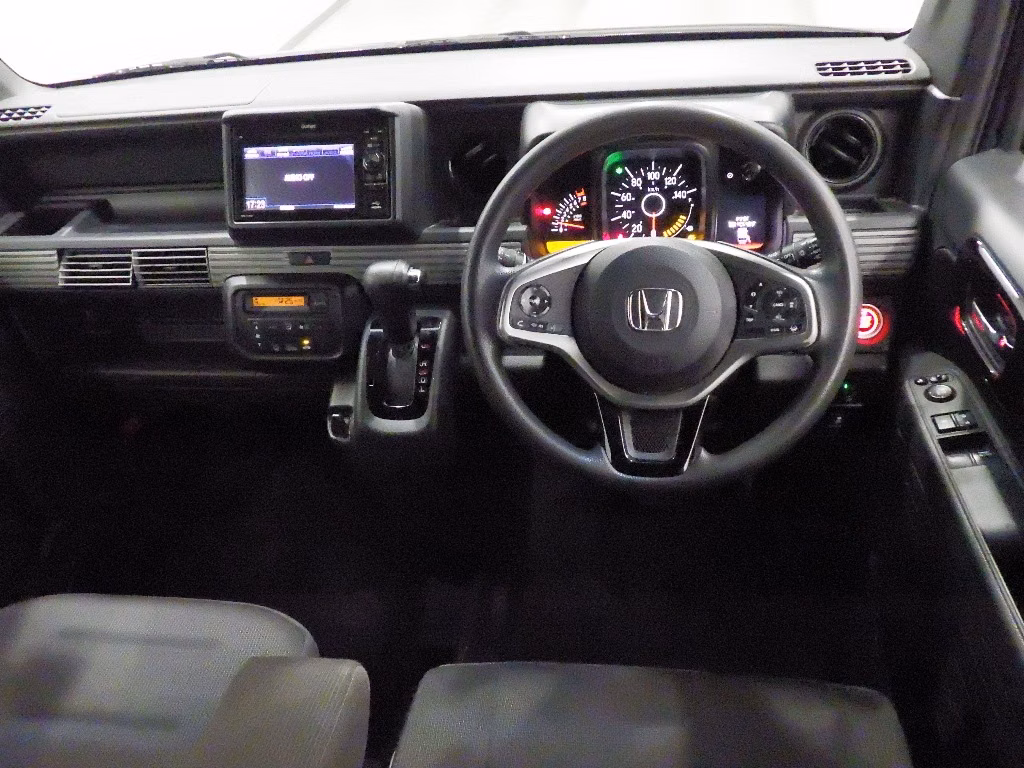 HONDA N-VAN